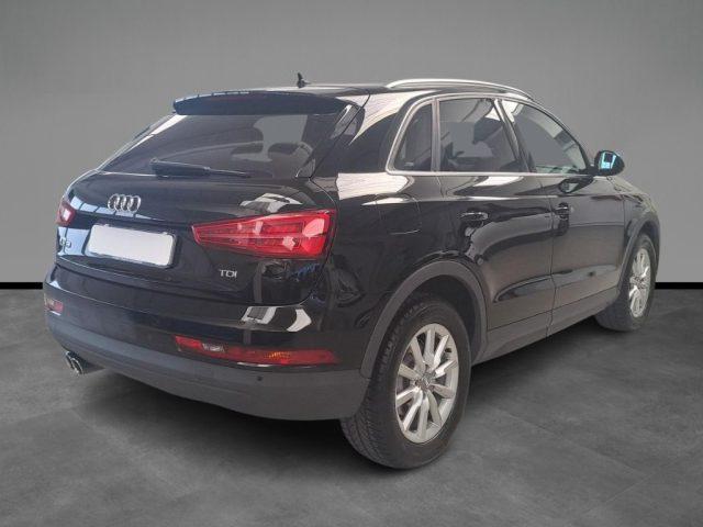 AUDI Q3 2.0 TDI 120 CV Business