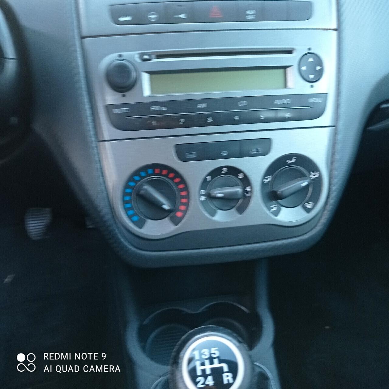 Fiat Grande Punto 1.4 GPL 5p. Actual Van 4pti