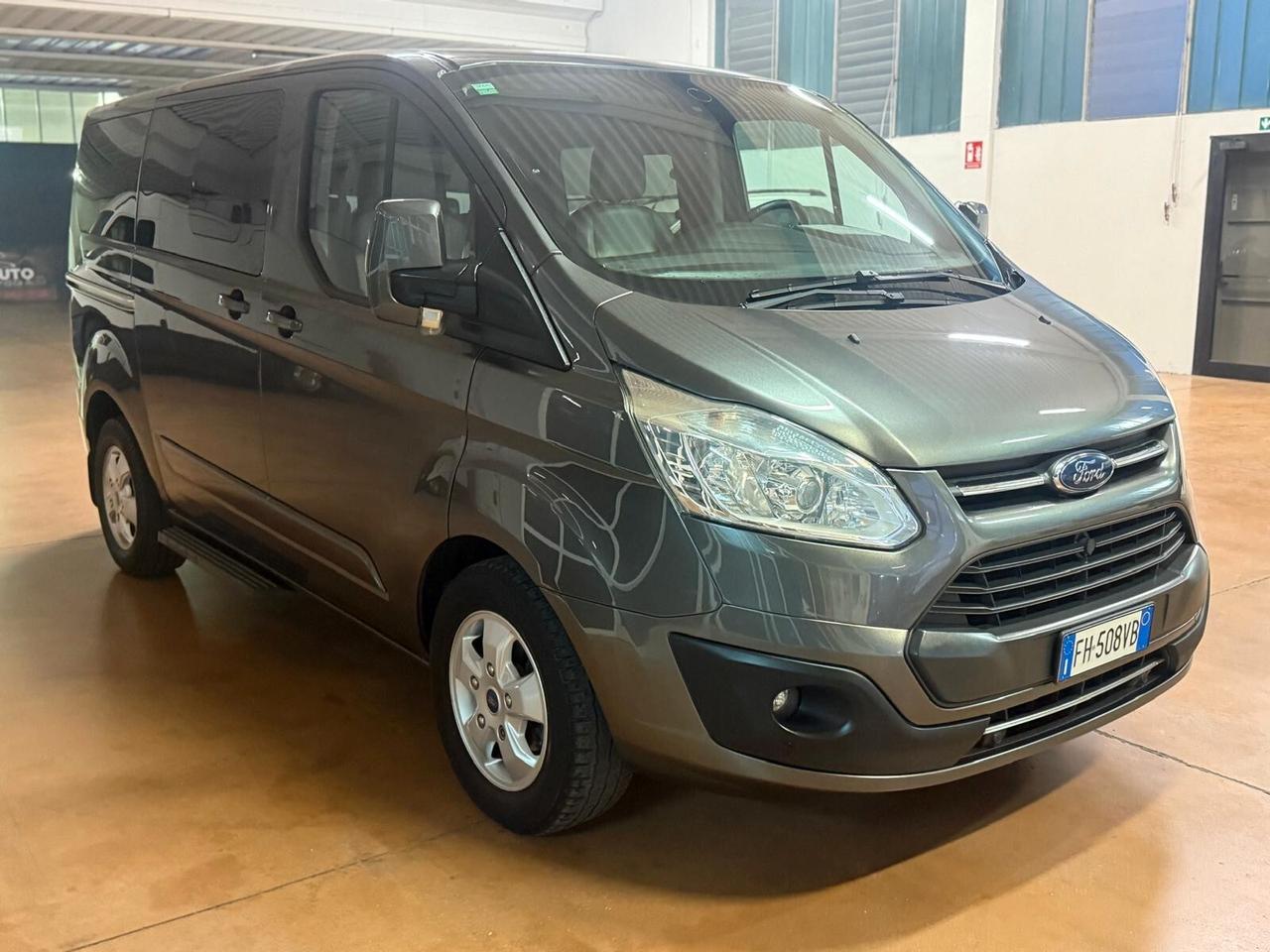 Ford Tourneo Custom 310 2.0 TDCi 170CV automatico 9 posti