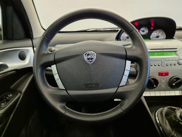 LANCIA Ypsilon 1.2 Oro - NEOPAT. - UNIPROPR. - Tetto