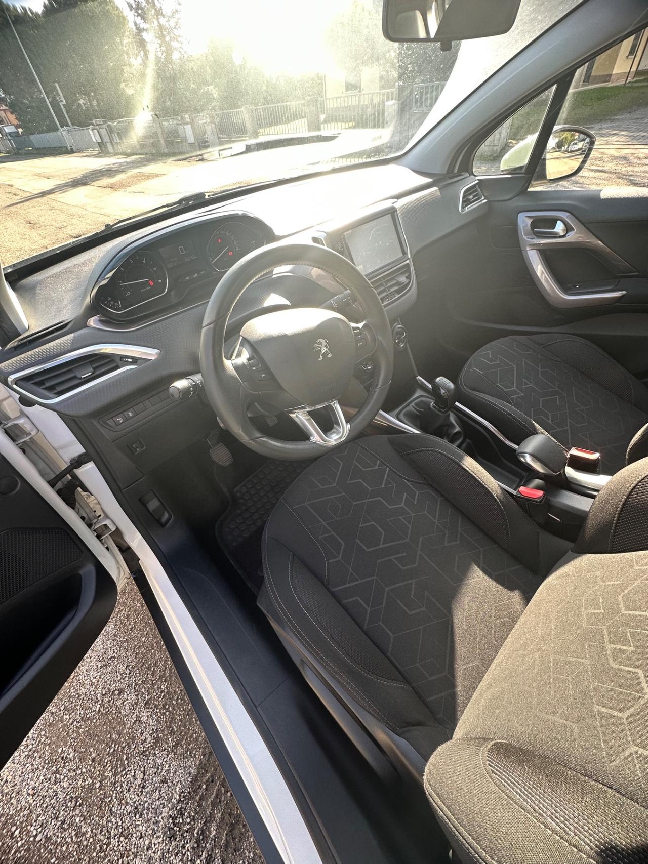 Peugeot 2008 1.4 HDi 68CV Active