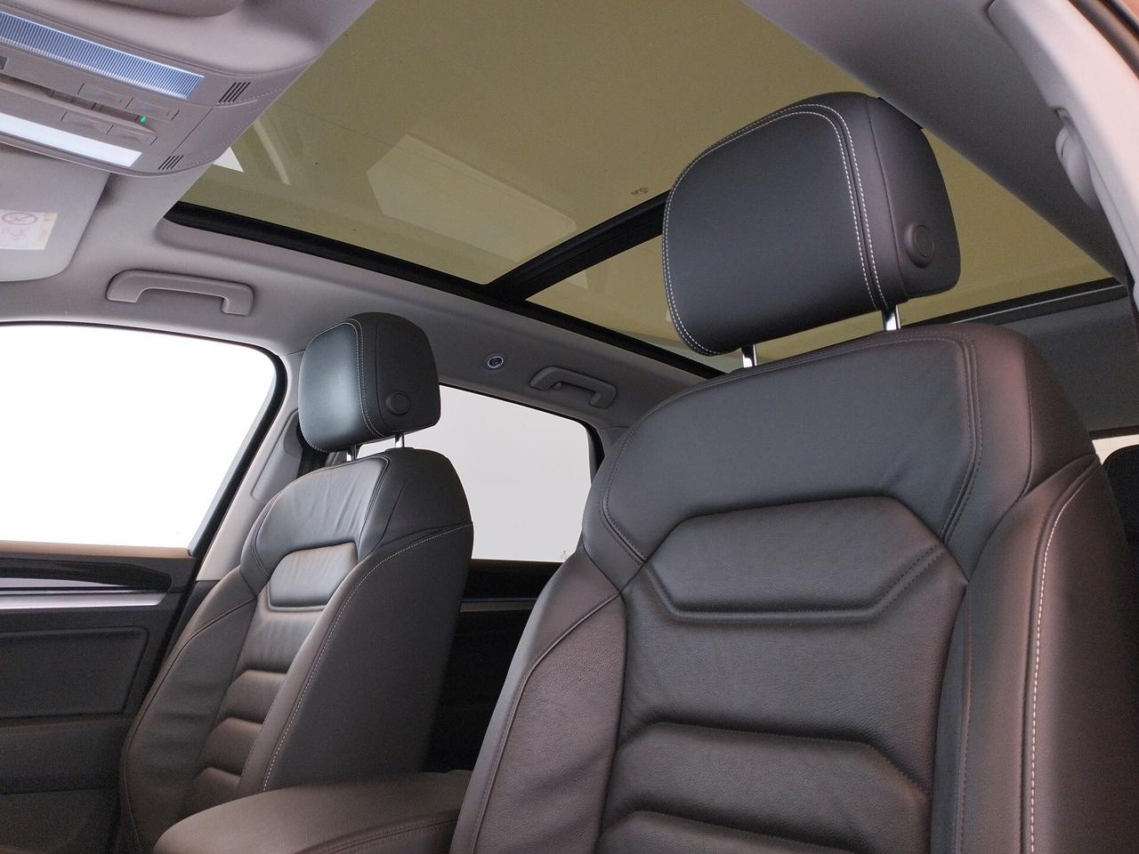 VOLKSWAGEN TOUAREG 3.0 V6 tsi Elegance 340cv tiptronic - TETTO APRIBILE