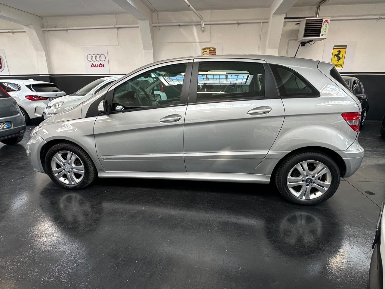 Mercedes-benz B 180 CDI Premium
