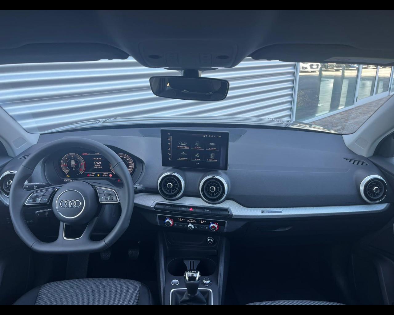 AUDI Q2 30 TDI S LINE EDITION