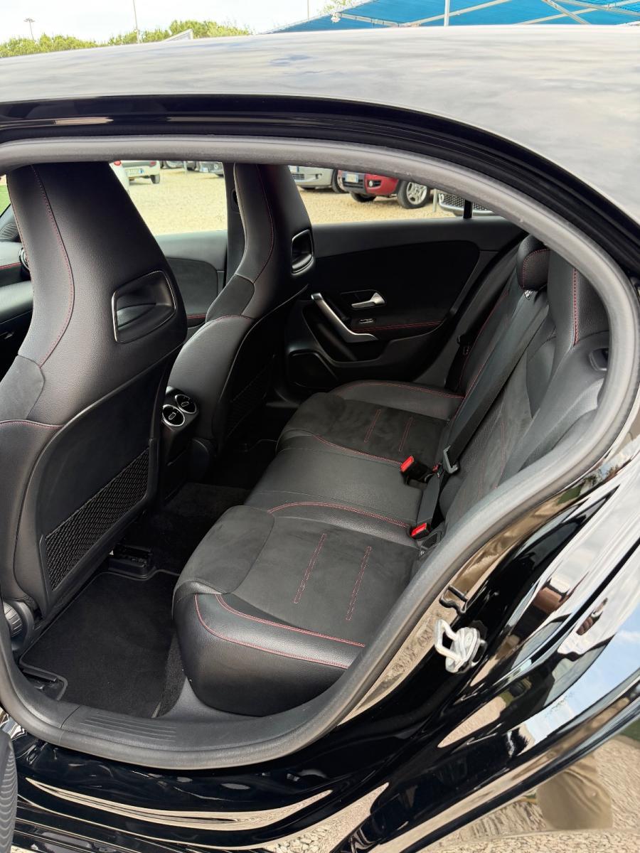 MERCEDES - Classe A - A 180 d Automatic Premium