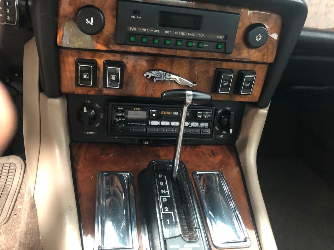 Jaguar Sovereign 4.2