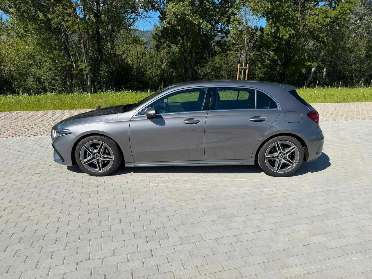 Mercedes-benz A 180 Automatic AMG Line Premium