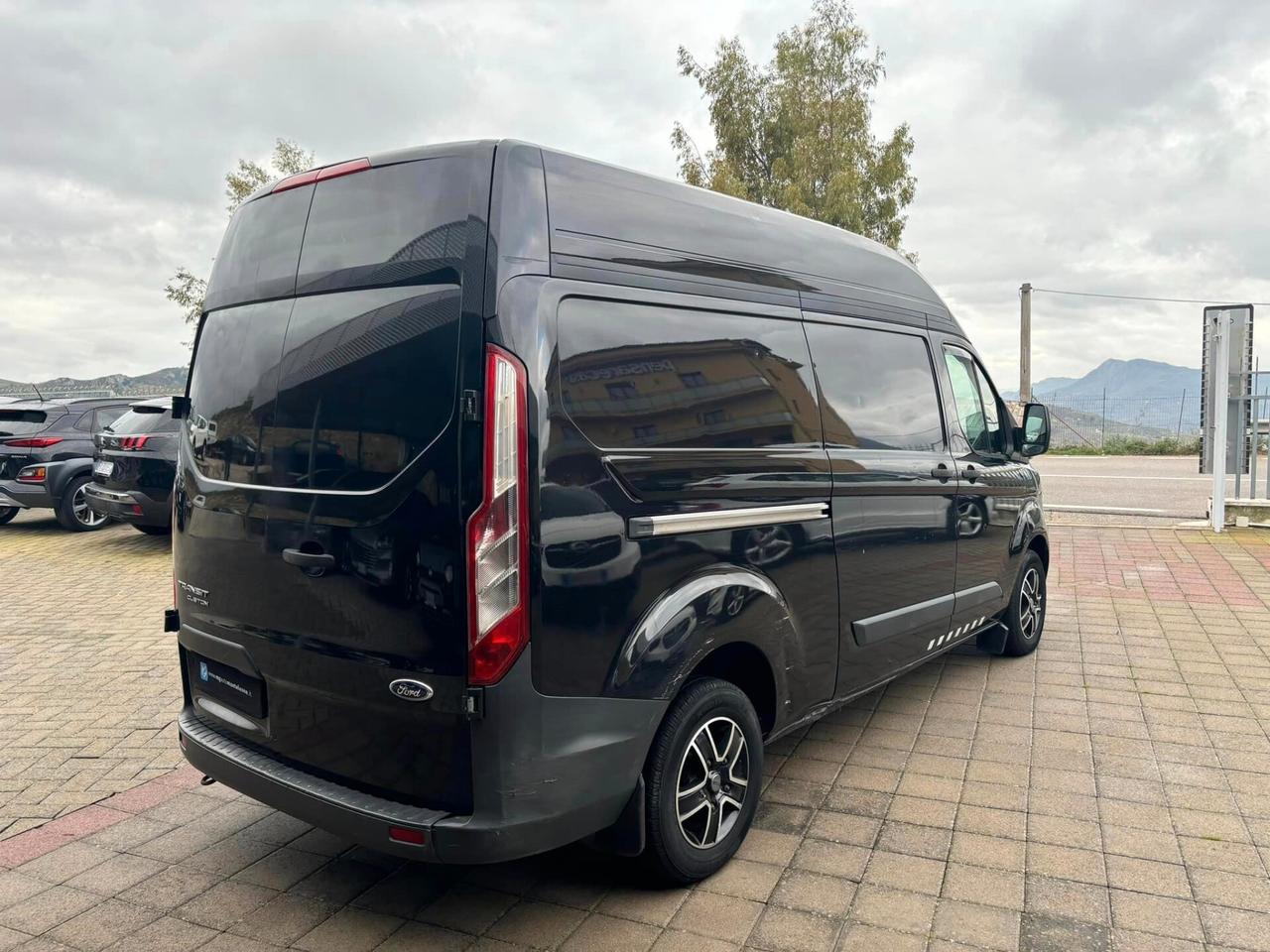 FORD TRANSIT CUSTOM