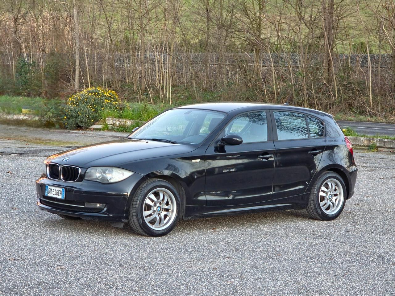 Bmw 118 118d cat 5 porte Futura DPF 2007-E4 Automatico NEO