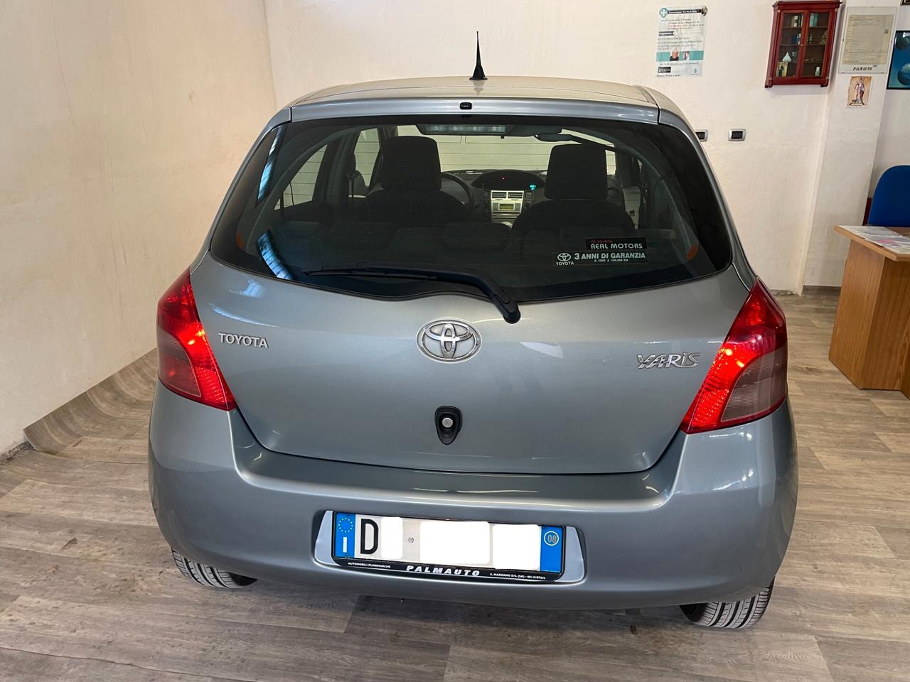 Toyota Yaris 1.3 5 porte 95.000 km! FULL OPTIONAL