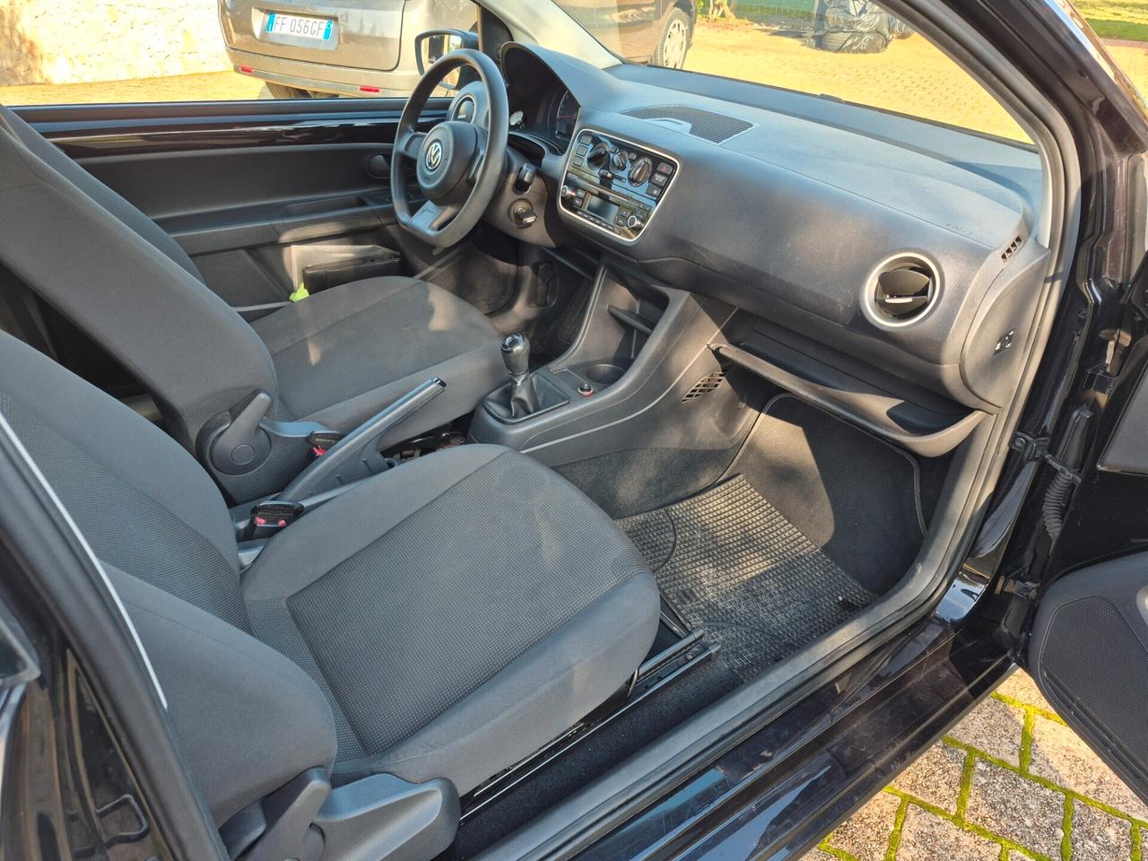 Volkswagen up! 1.0 75 CV 3p. take up!