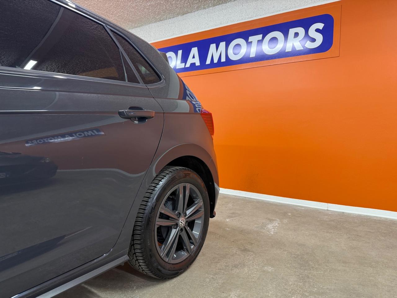 Volkswagen Polo 1.0 TSI DSG 5p. R-Line Cambio Automatico