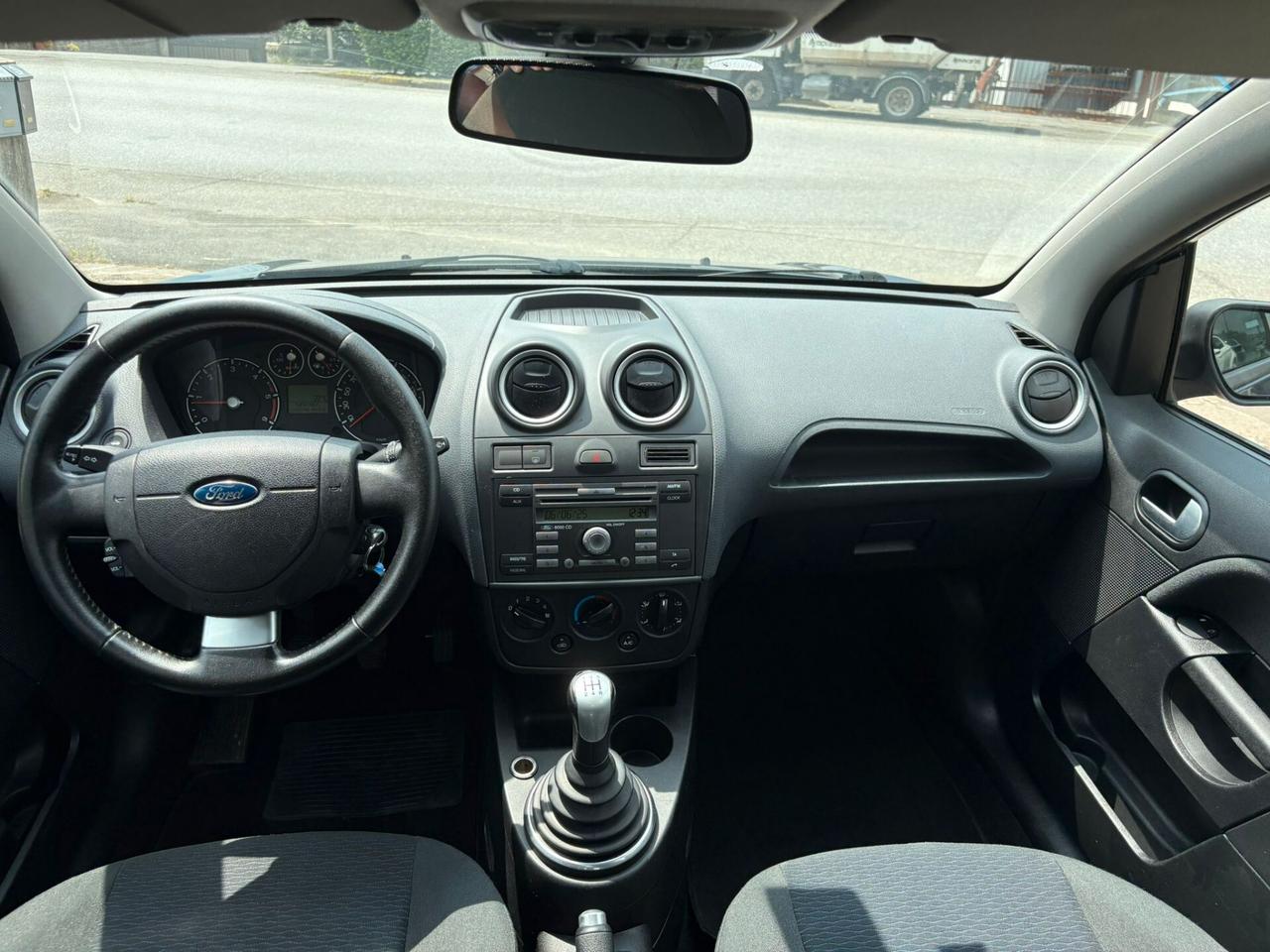 Ford Fiesta 1.4 TDCi 5p. Ghia