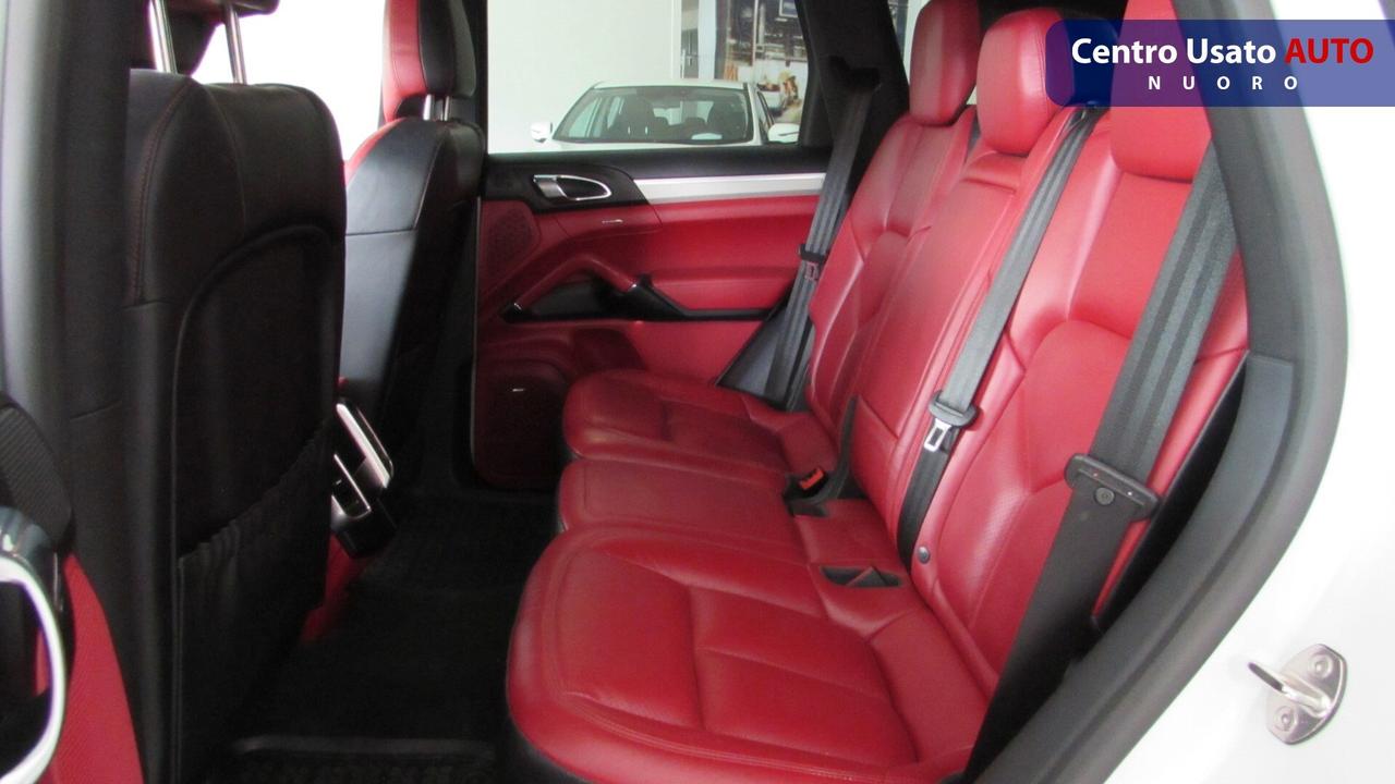 Porsche Cayenne 3.0 Diesel Platinum Edition