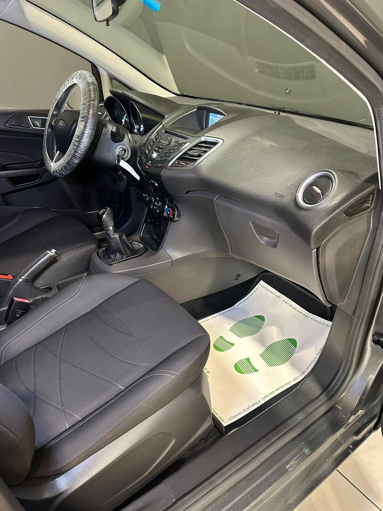Ford Fiesta 1.5 TDCi 75CV 5 porte Black & White Edition