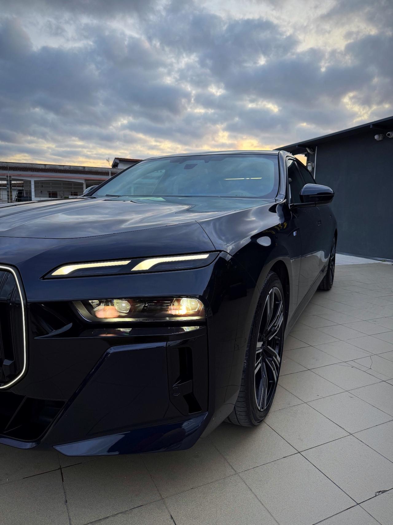 Bmw 740 740d xDrive Msport Unico Proprietario Extra Full Garanzia 12 Mesi