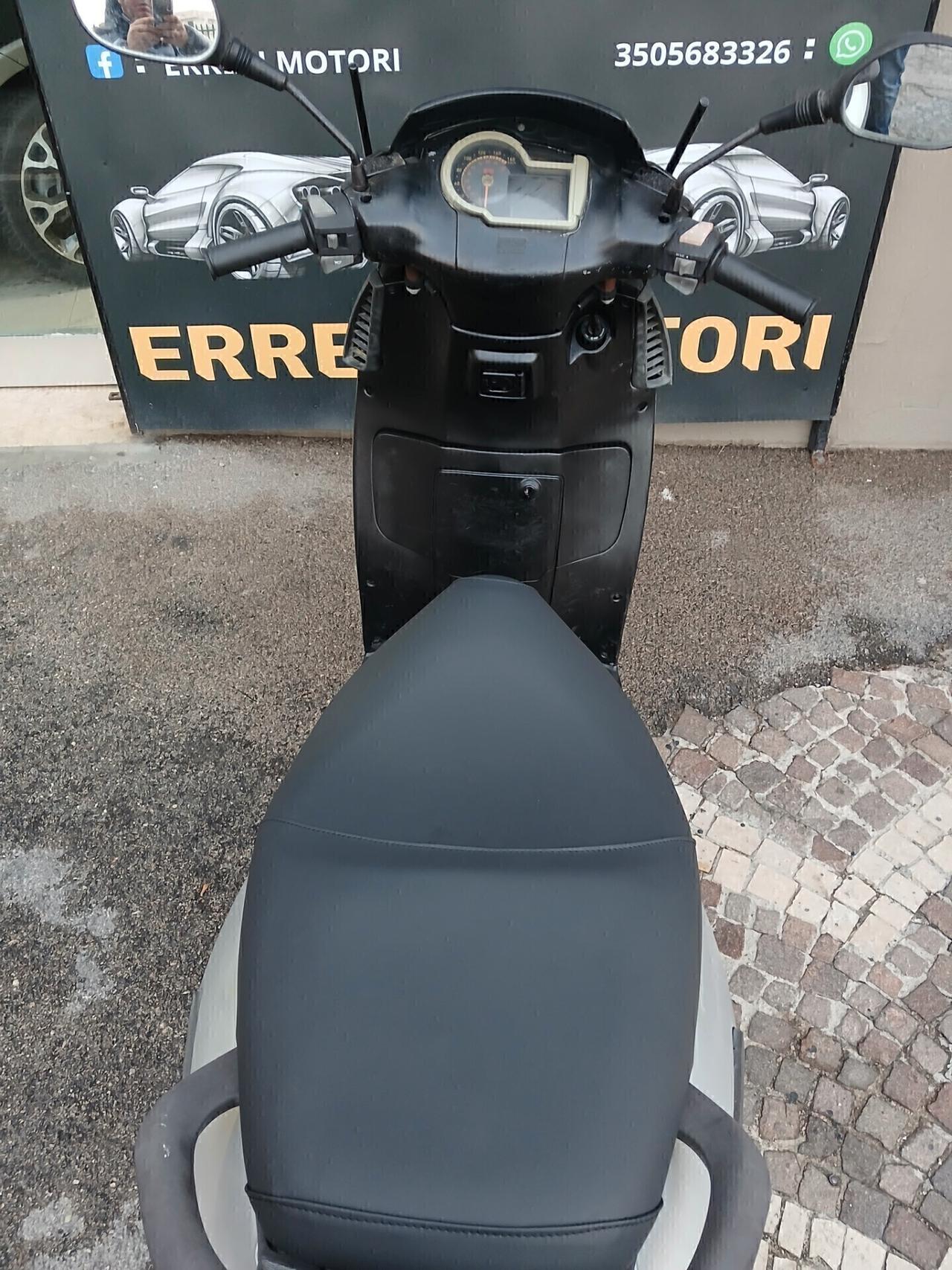 Aprilia Sportcity 200 D'EPOCA.