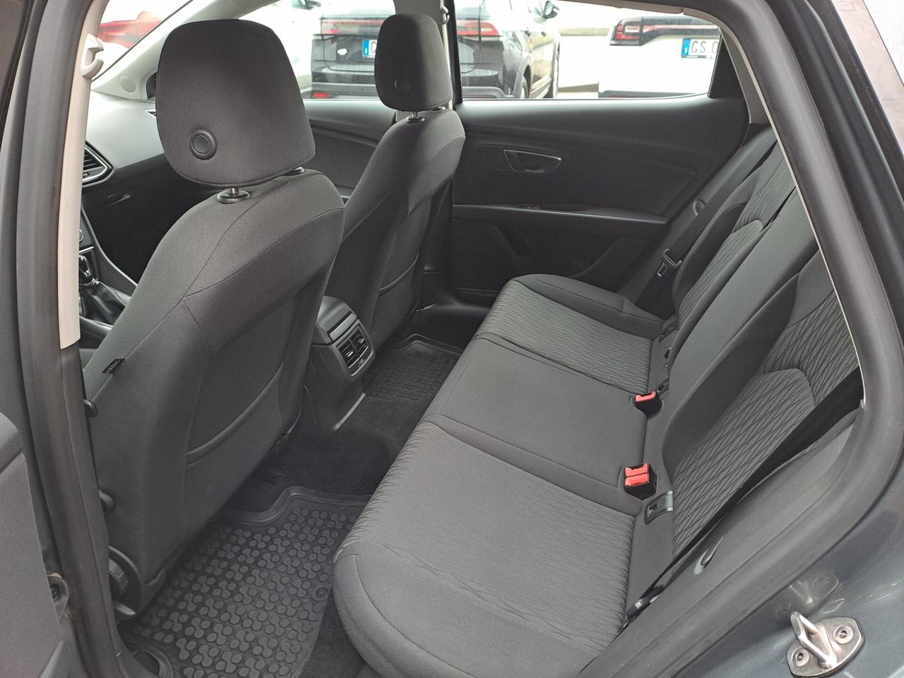 SEAT LEON 1.6 TDI 110CV EURO6 - OK NEOPATENTATI