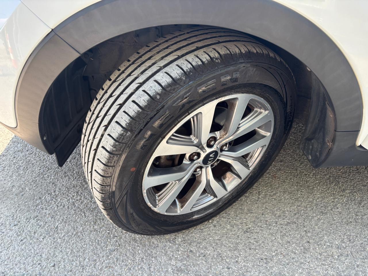 Kia Sportage 1.6 BENZINA Cool OK NEOPATENTATI