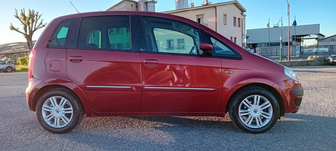 Lancia MUSA 1.4 16V Platino Plus