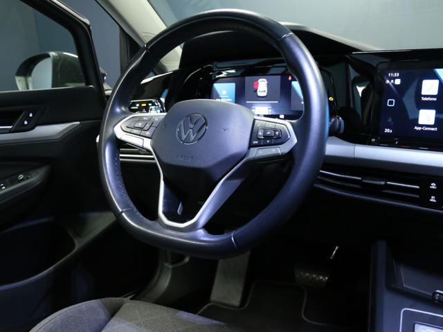 VOLKSWAGEN Golf 1.0 eTSI EVO DSG Life