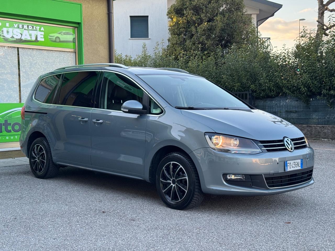Volkswagen Sharan 2.0 TDI DSG Highline 7 posti