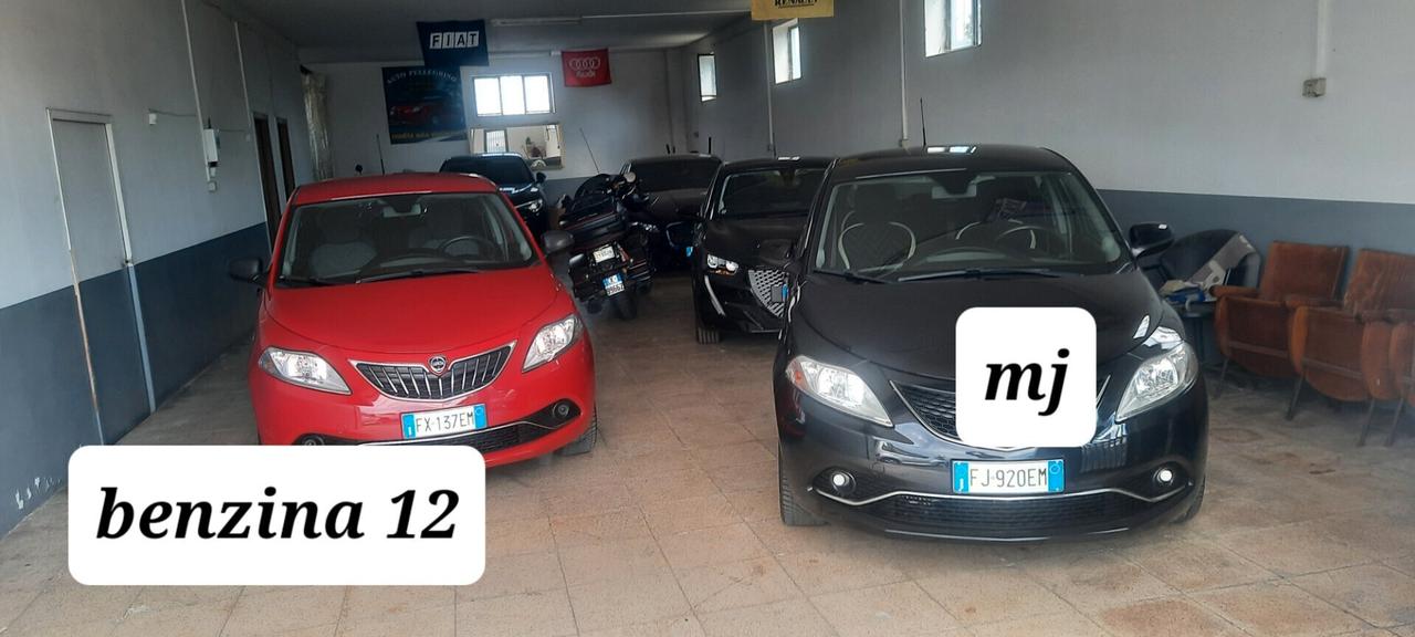 Lancia Ypsilon 1.2 69 CV 5 porte S&S Gold anno 2019