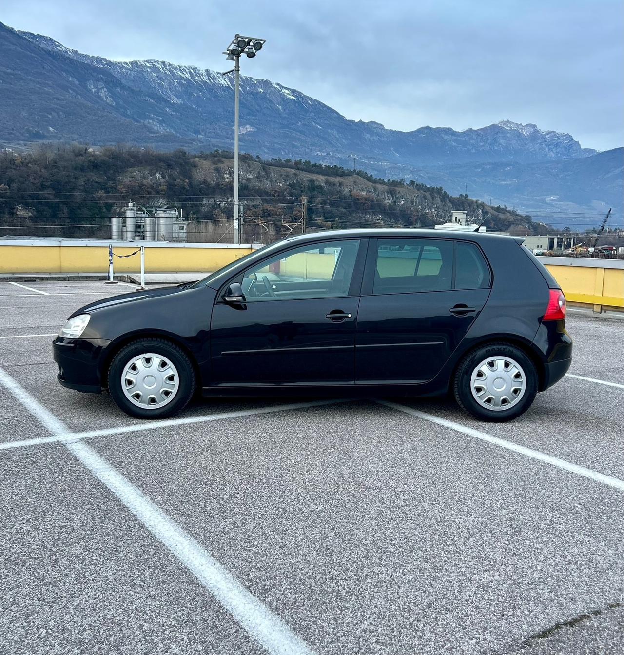 Volkswagen Golf 2.0 TDI 5p. GT Sport Neopatentati