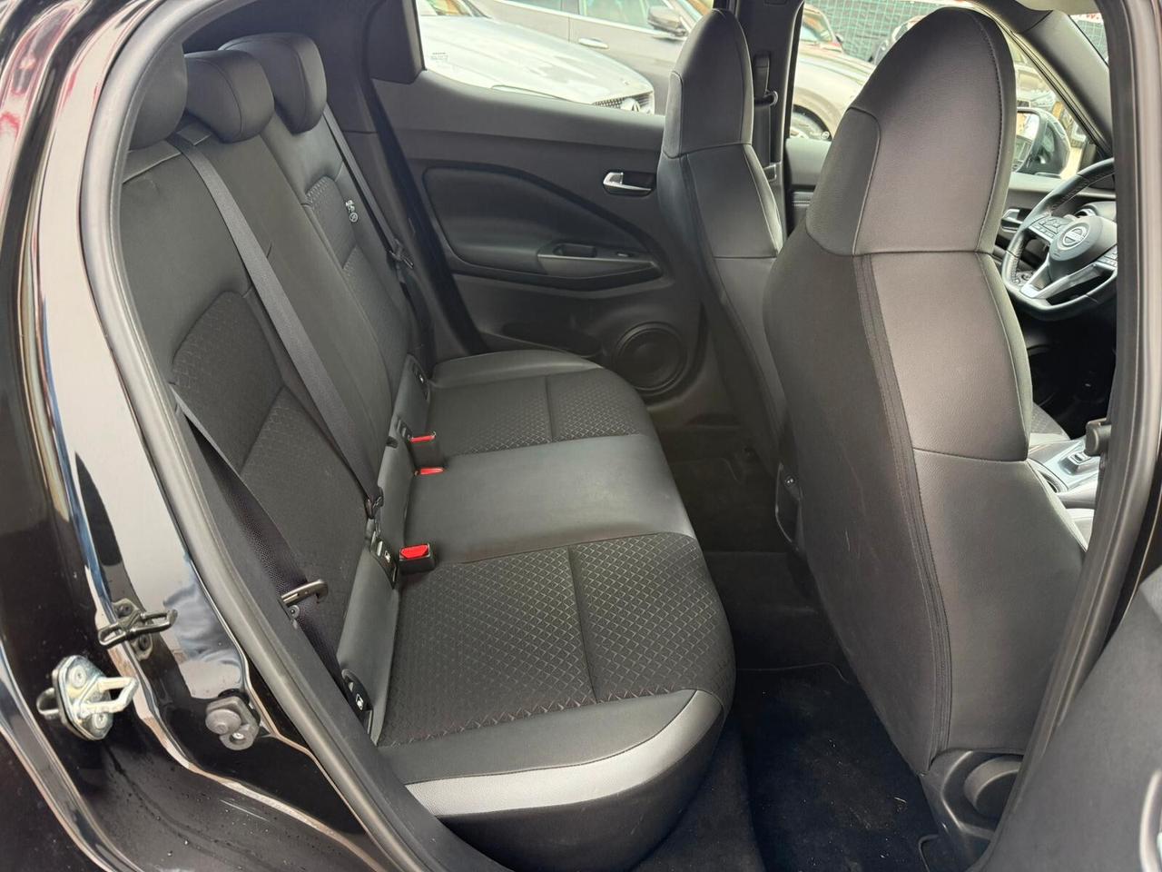 Nissan Juke 1.0 DIG-T 114 CV N-Connecta