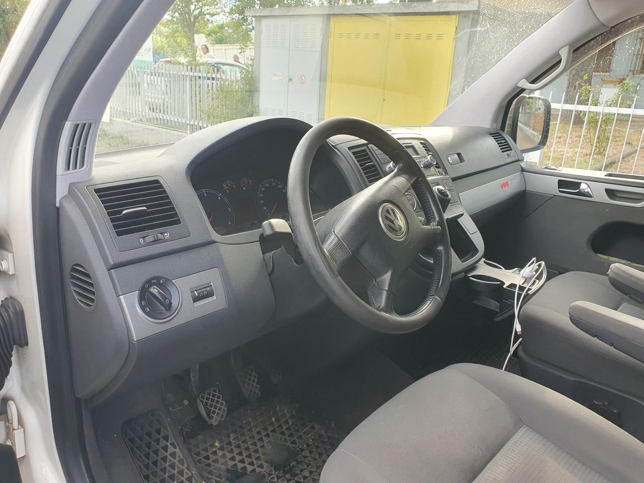 Volkswagen Transporter 2.5 TDI/174CV 4m. multivan