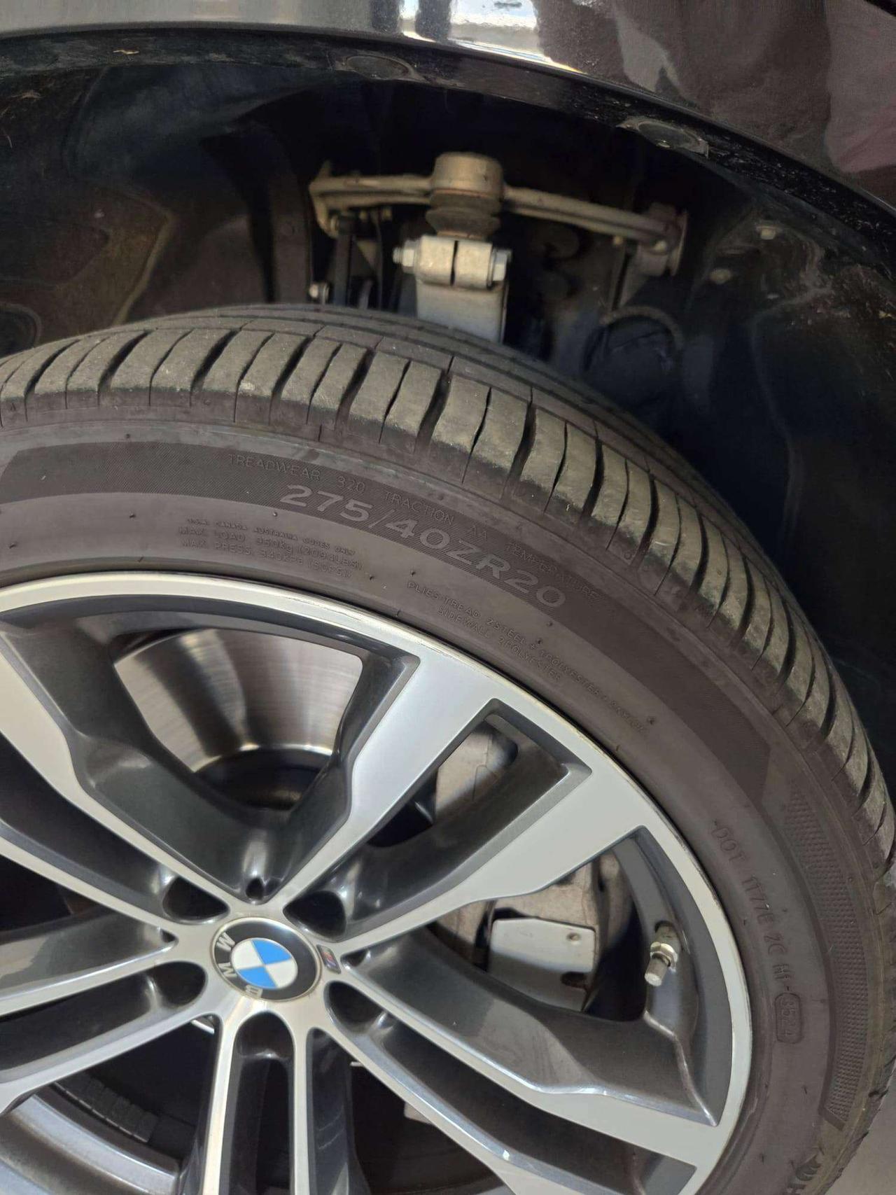 BMW X6 M X6 M50d auto