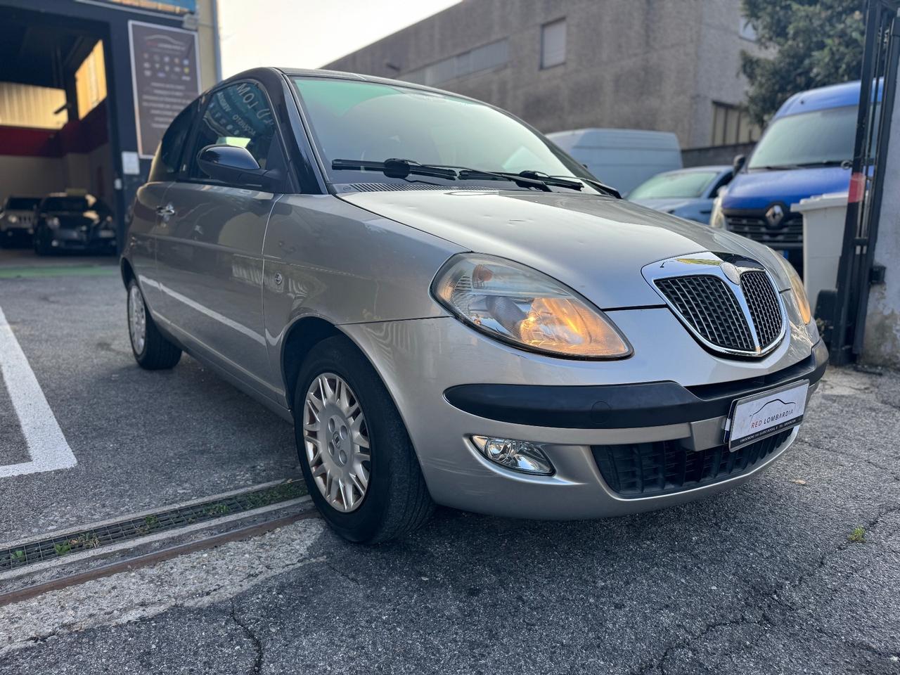 Lancia Ypsilon 1.2 Argento