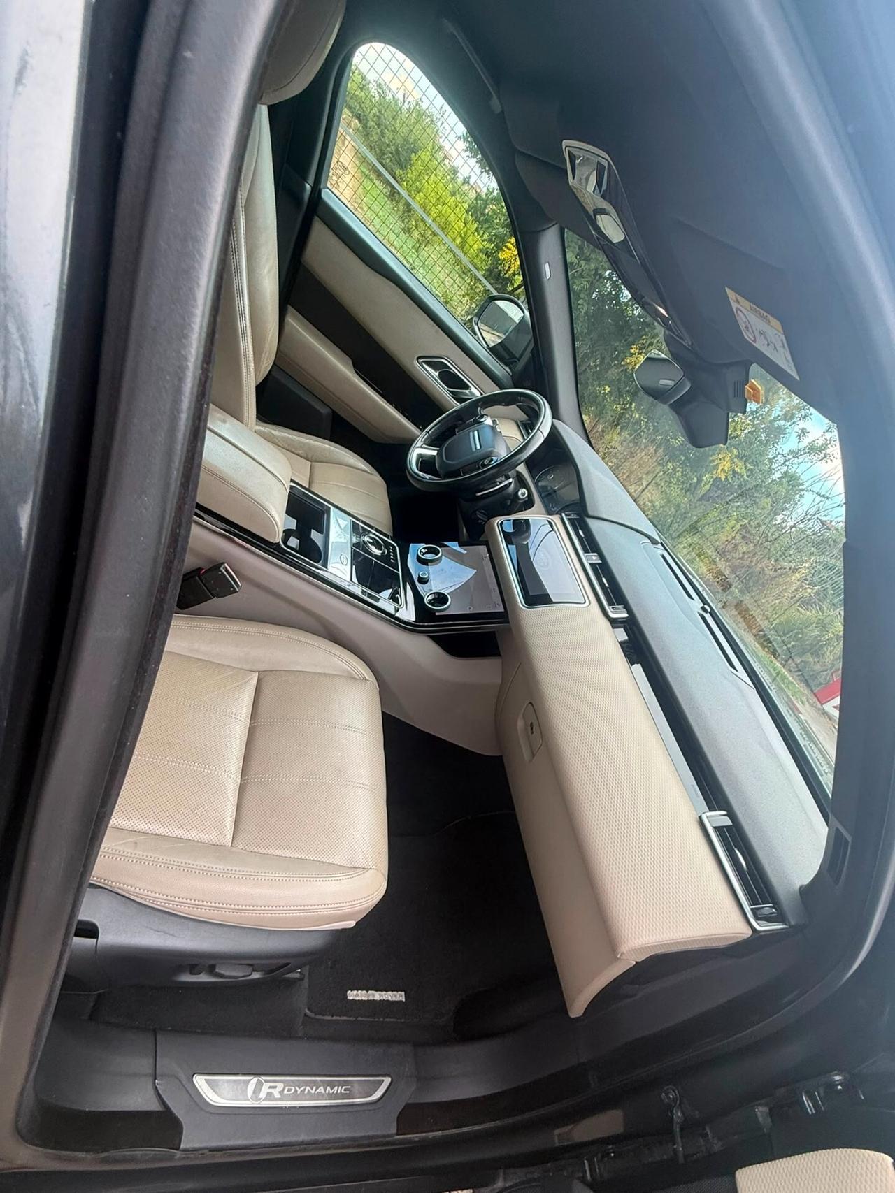 Land Rover Range Velar 2.0D I4 180 CV R-Dynamic HSE