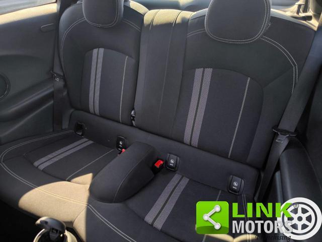 MINI John Cooper Works 2.0 John Cooper Works Hype