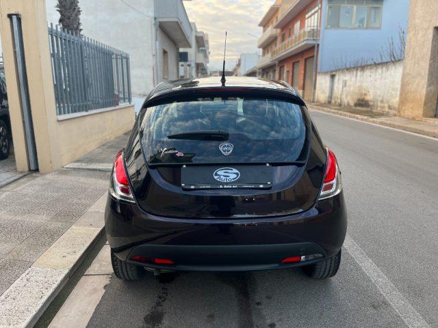 LANCIA Ypsilon 1.2 69 CV Elefantino Rosa