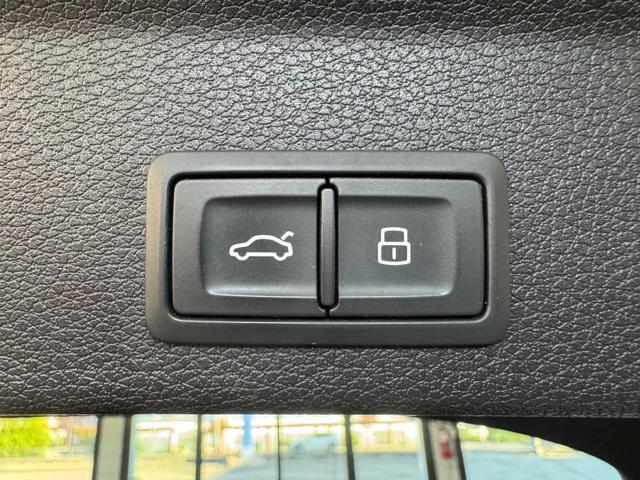 AUDI Q3 SPB 35 TDI S tronic Business Plus