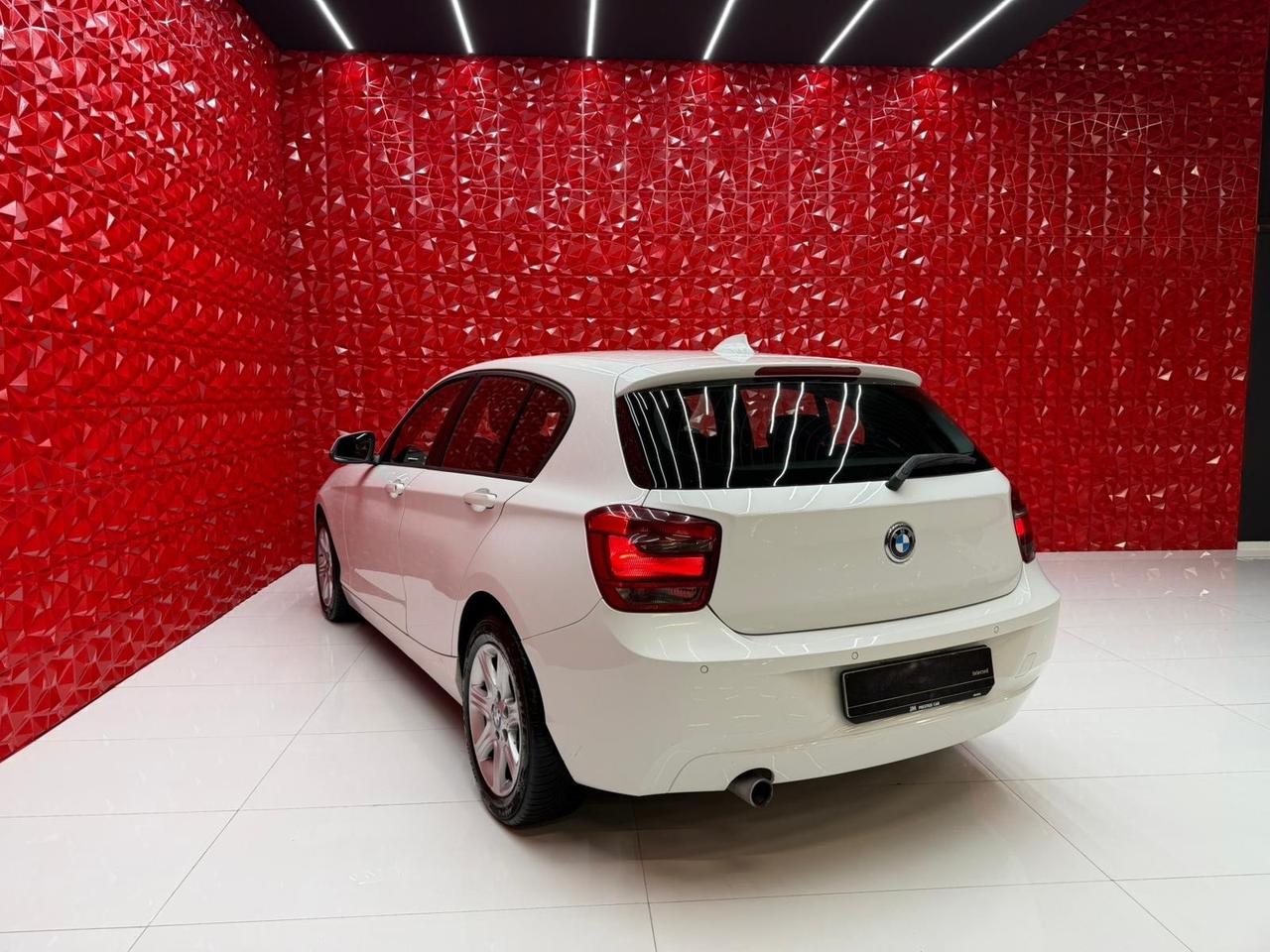 Bmw 116d 5p. Urban OK NEOPATENTATI