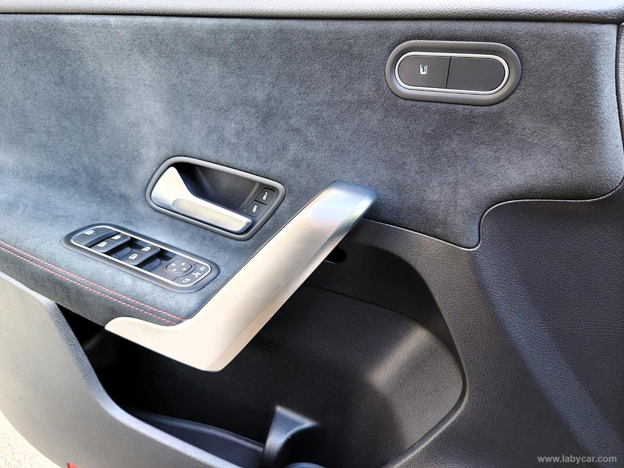 MERCEDES-BENZ A 180 d Aut. Premium Plus AMG Line P.CONSEGNA