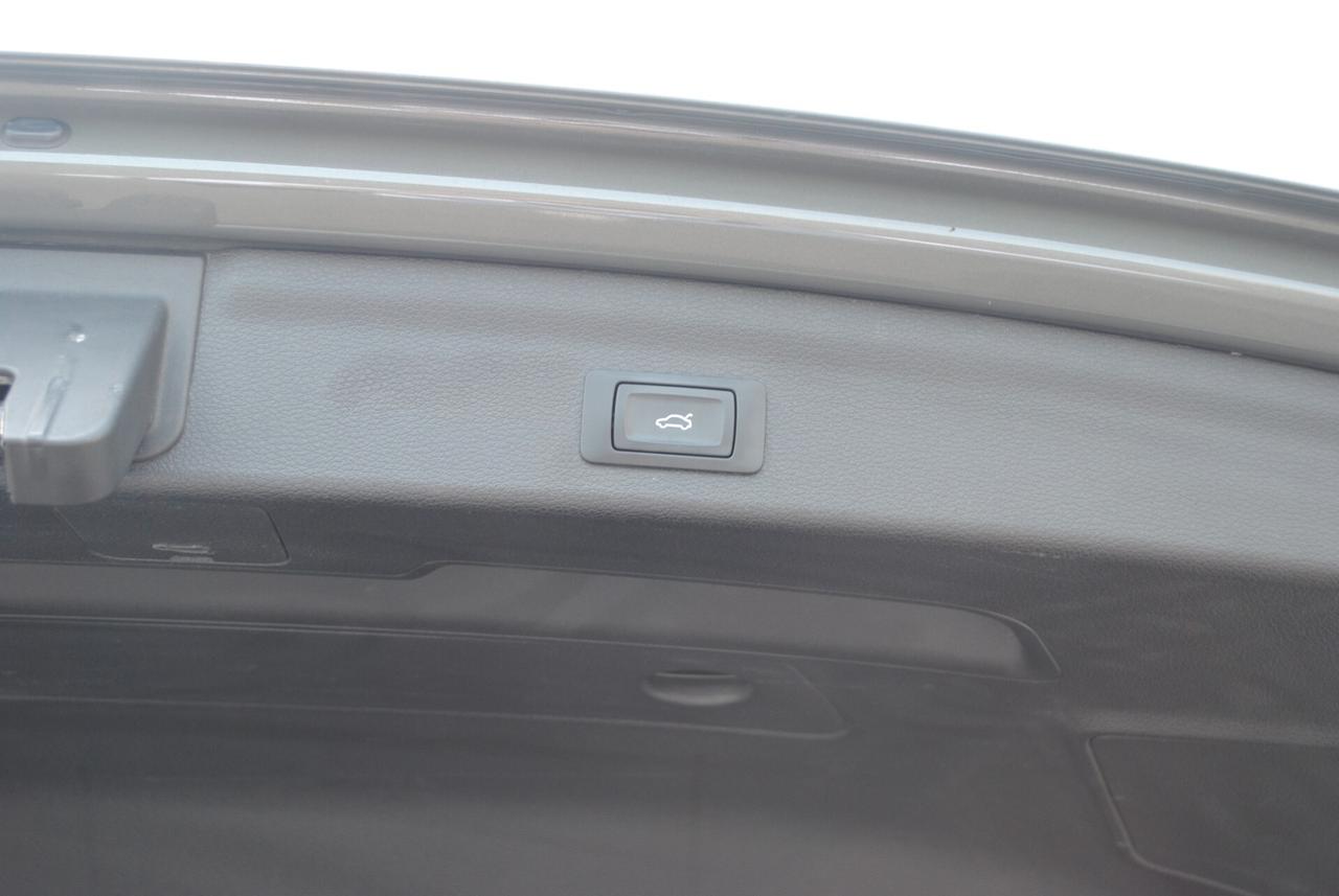 Audi Q3 40 TDI quattro S tronic line edition