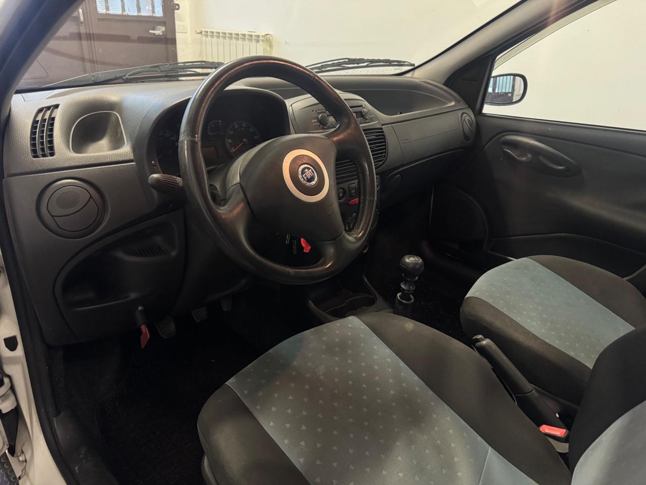 Fiat Punto 1.2 Dynamic adatta a neopatentati