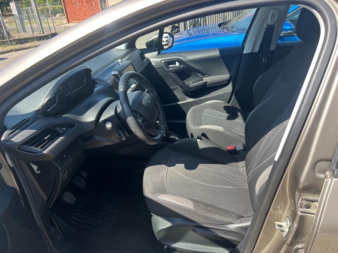 Peugeot 208 PureTech 82 5 porte Active