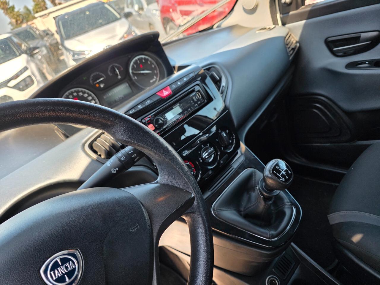 Lancia Ypsilon 1.2 69 CV 5 porte GPL Ecochic Gold
