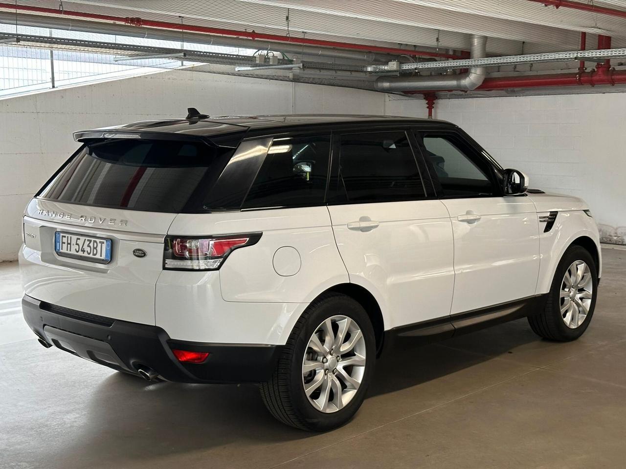 Land Rover Range Rover Range Rover Sport 3.0 TDV6 SE