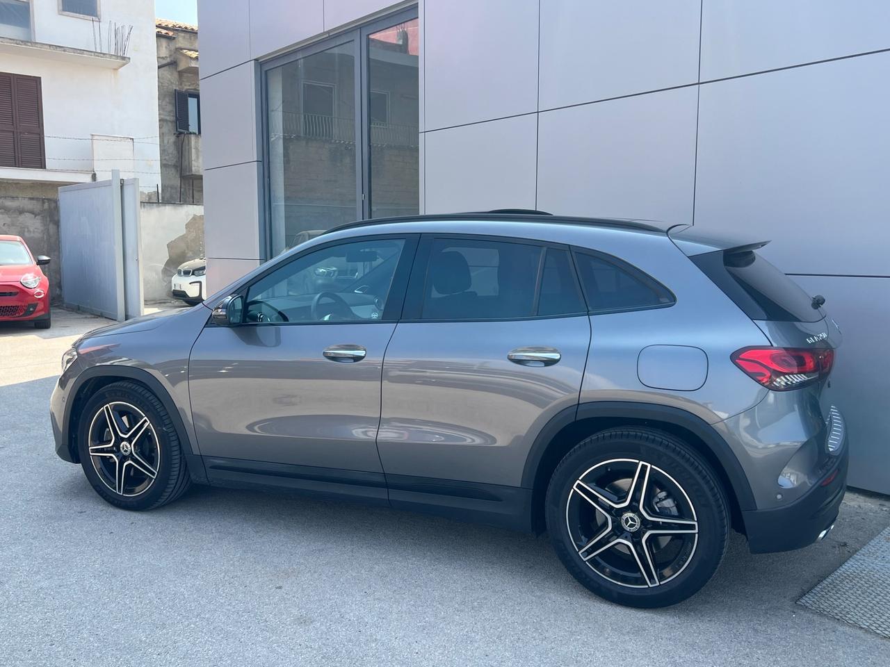 Mercedes-Benz GLA 250 Premium 4matic auto