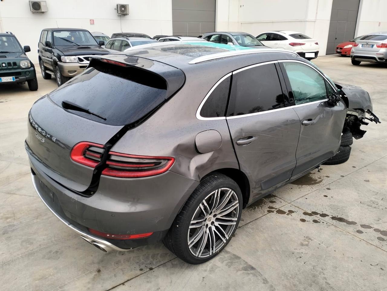 Porsche Macan 3.0 S Diesel 250 CV - SINISTRATO