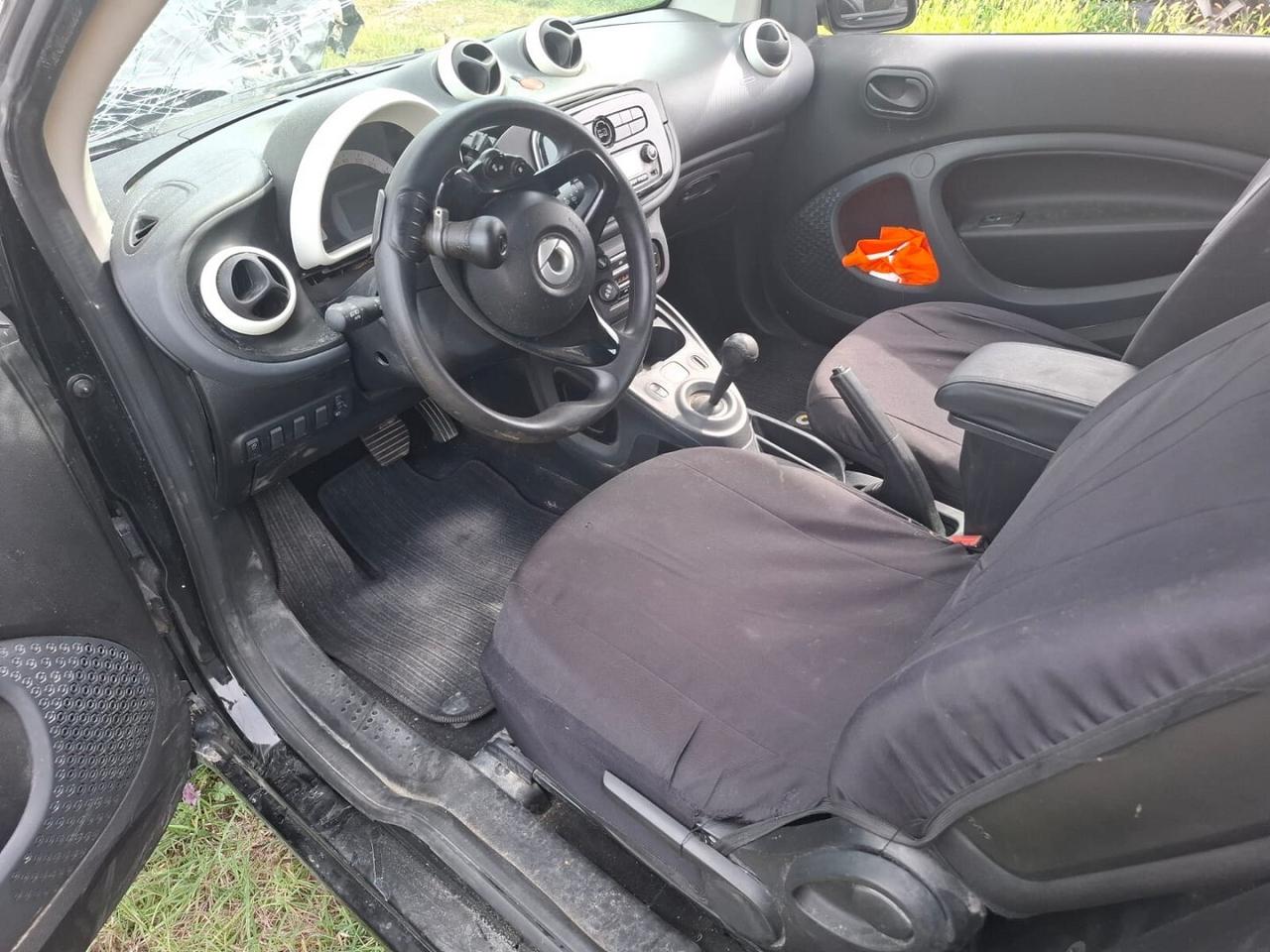 SMART 453 FORTWO INCIDENTATA AUTOMATICA