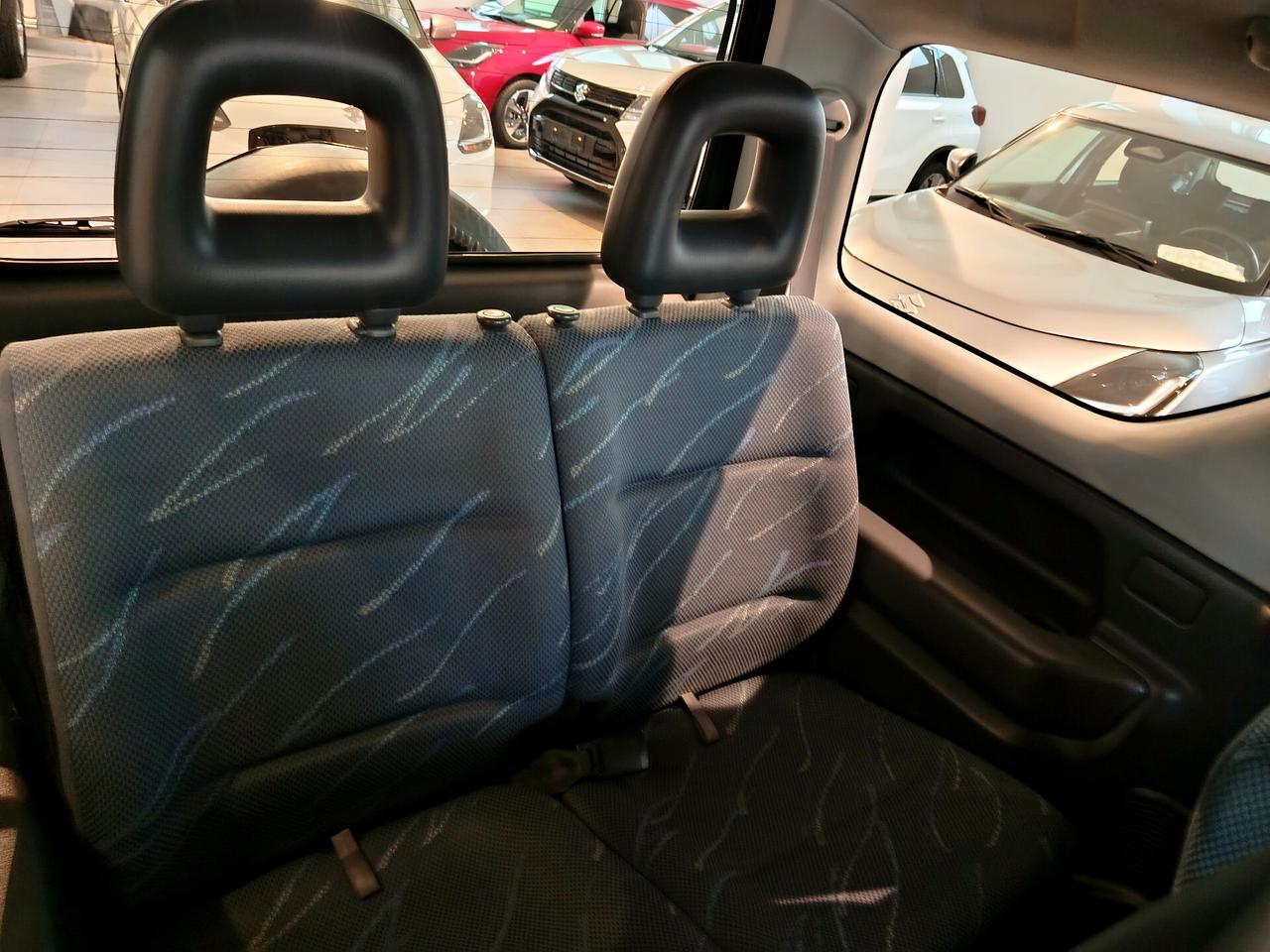 Suzuki Jimny 1.3i 16V cat 4WD JLX