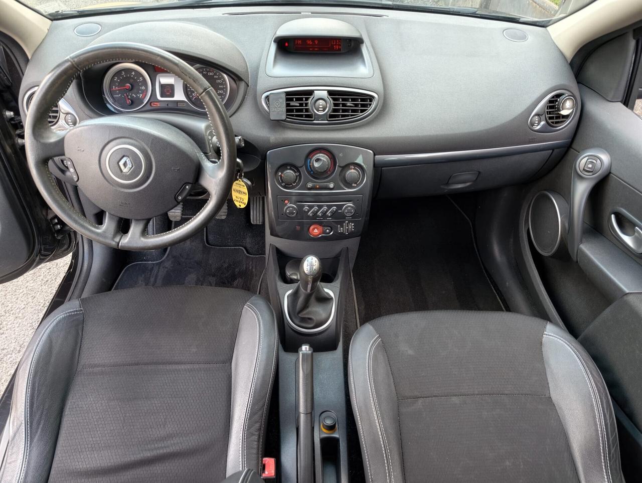 Renault Clio 1.2 16V 3 porte Le Iene
