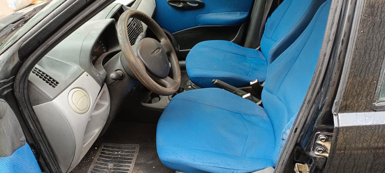 Fiat Punto 1.9 JTD 5 porte ELX