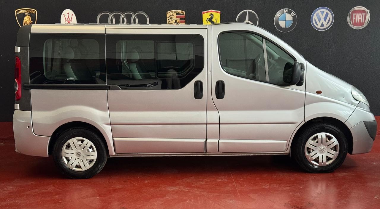 Opel Vivaro 29 2.0 CDTI 120CV PC-TN Combi 9 posti